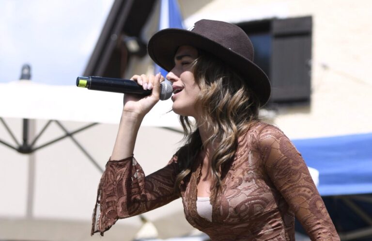 GRANDE CONCERTO IN ALTA QUOTA PER CLARA